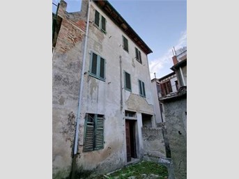 Villetta a schiera in Vendita a Montespertoli, 255'000€, 330 m²