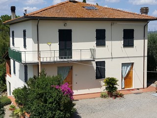 Villa in Vendita a Castelfiorentino, 460'000&euro;, 200 m²