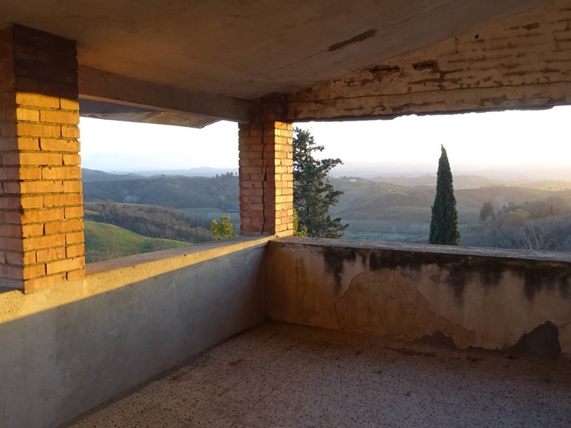 Rustico in Vendita a Montespertoli, 180'000€, 200 m²