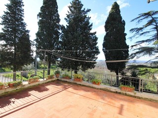 Rustico in Vendita a Montespertoli, 160'000€, 120 m²