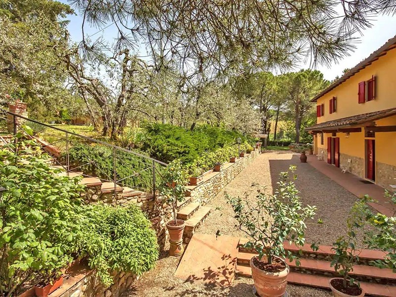 Villa in Vendita a Montespertoli, 1'100'000€, 460 m²