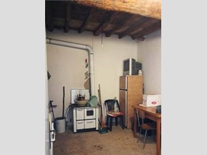 Rustico in Vendita a Montespertoli, 109'000€, 214 m²