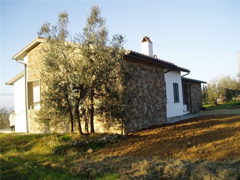 Villa in Vendita a Montespertoli, 398'000€, 211 m²