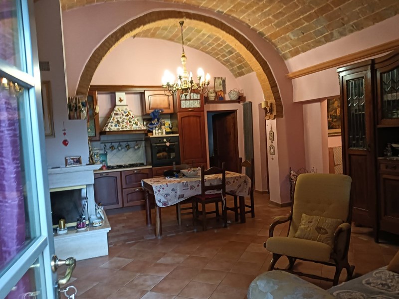 Rustico in Vendita a Montespertoli, 250'000€, 80 m²
