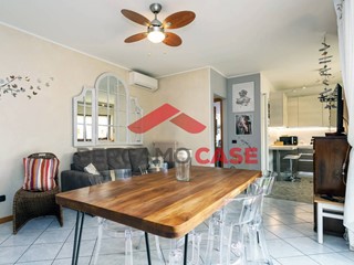 Trilocale in Vendita a Mozzo, 215'000€, 93 m²