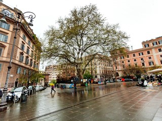 Bilocale in Vendita a Roma, 470'000&euro;, 64 m²