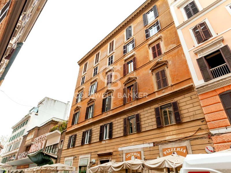 Bilocale in Vendita a Roma, 470'000&euro;, 64 m²