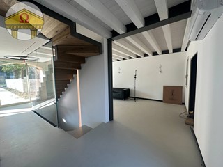 Casa Semi Indipendente in Vendita a Ponzano Veneto, 595'000€, 210 m²