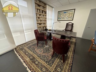 Ufficio in Vendita a Villorba, 490'000€, 180 m²