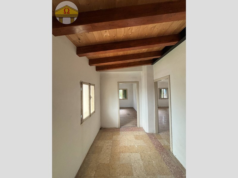 Villa in Vendita a San Biagio di Callalta, 190'000€, 300 m²