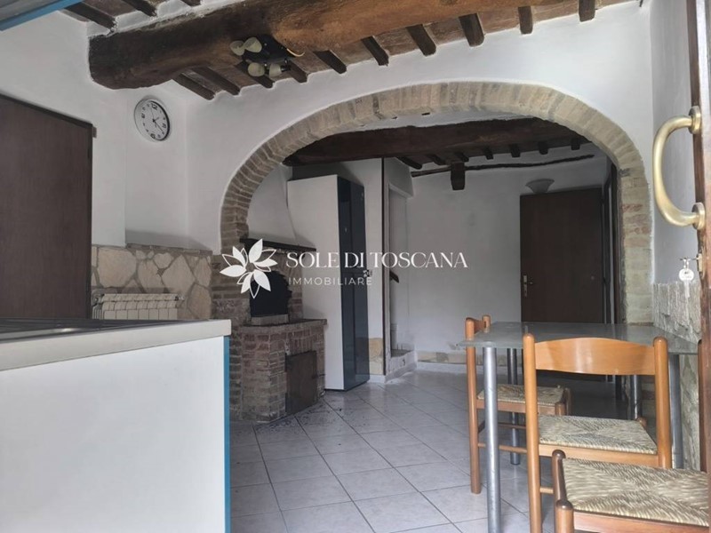 Quadrilocale in Vendita a Montalcino, 65'000€, 72 m²