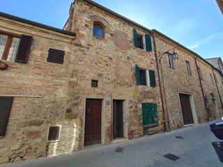 Appartamento in Vendita a Torrita di Siena, 90'000€, 90 m²