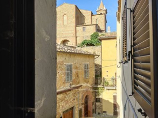 Quadrilocale in Vendita a Montalcino, 79'000€, 102 m²