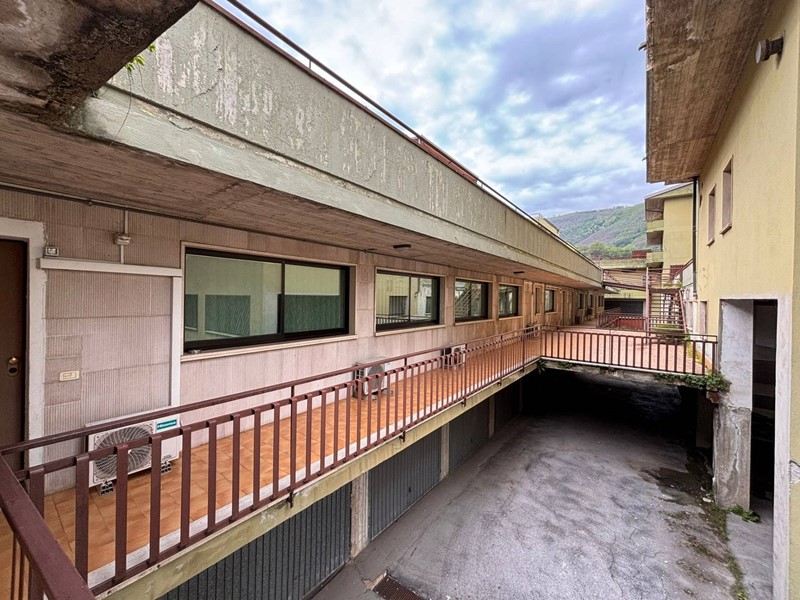 Appartamento in Vendita a Monteforte Irpino, 180'000&euro;, 300 m²