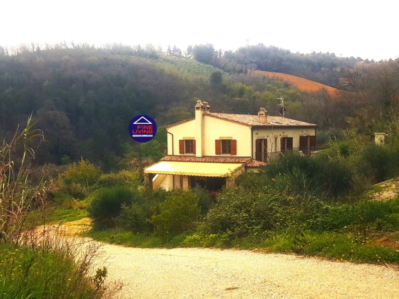 Rustico in Vendita a Pesaro, 797'000&euro;, 504 m²