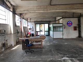 Immobile commerciale in Vendita a Pesaro, 240'000&euro;, 300 m²