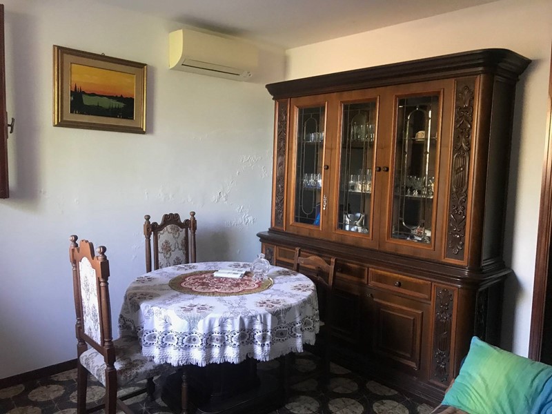 Casa Indipendente in Vendita a Pesaro, 139'000&euro;, 150 m²