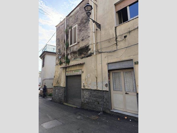 Monolocale in Vendita a Nocera Inferiore, 30'000€, 35 m²