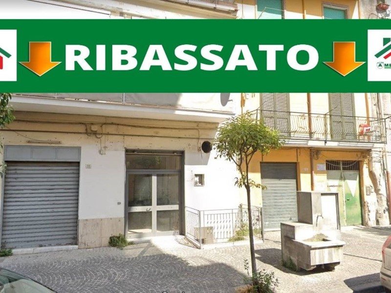 Immobile commerciale in Vendita a Pagani, 70'000&euro;, 87 m²