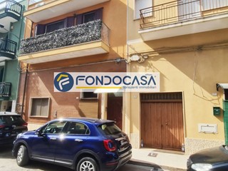 Casa Semi Indipendente in Vendita a San Vito dei Normanni, 176'000€, 133 m²