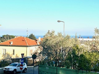 Trilocale in Vendita a Savona, 180'000€, 70 m²