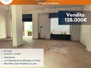 Immobile commerciale in Vendita a Bagheria, 128'000€, 117 m²