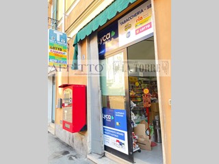 Attività commerciale in Vendita a Alessandria, 130'000€, 20 m²