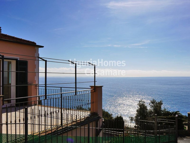 Trilocale in Vendita a Cipressa, 315'000€, 68 m²