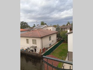 Appartamento in Vendita a Curtatone, 310'000&euro;, 450 m², con Box