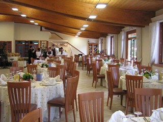 Immobile commerciale in Vendita a Cupello, 850'000€, 680 m²