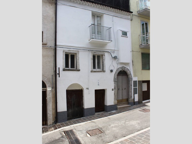 Casa Semi Indipendente in Vendita a Palmoli, 25'000€, 60 m²