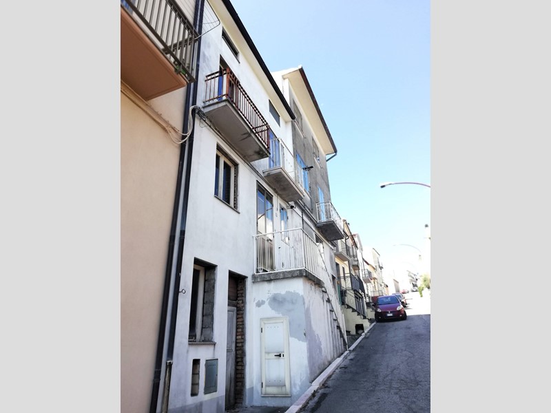 Casa Semi Indipendente in Vendita a San Buono, 8'000€, 38 m²