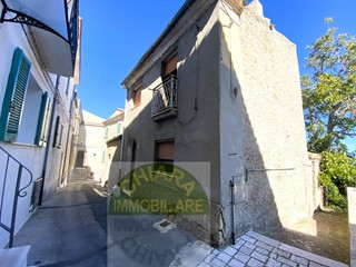 Casa Semi Indipendente in Vendita a Furci, 21'000€, 60 m²