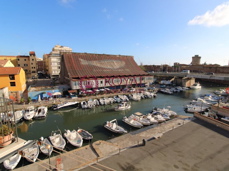 Trilocale in Vendita a Livorno, 155'000€, 88 m²