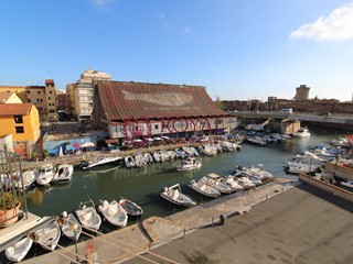 Trilocale in Vendita a Livorno, 155'000€, 88 m²