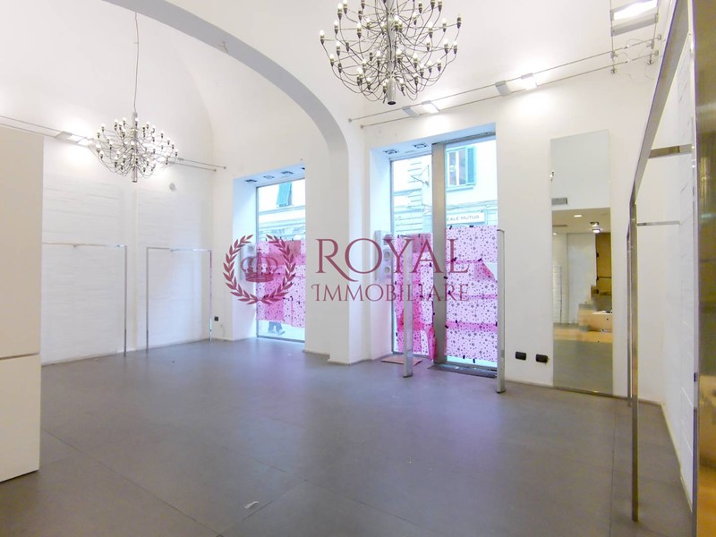 Immobile commerciale in Affitto a Livorno, 2'500€, 60 m²