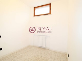Trilocale in Vendita a Livorno, 168'000€, 80 m²