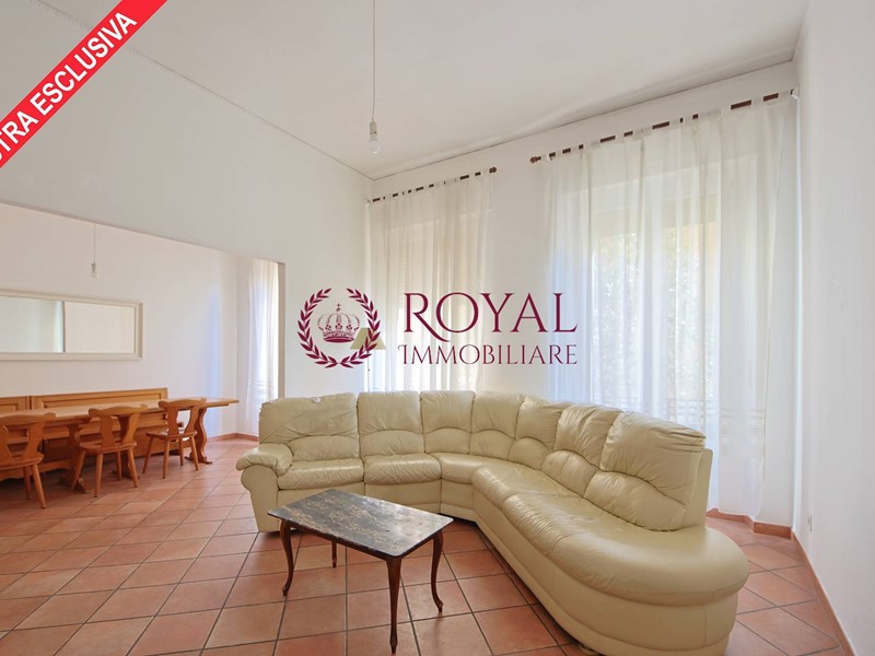 Appartamento in Vendita a Livorno, 180'000€, 130 m²