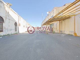Immobile commerciale in Vendita a Livorno, 1'400'000&euro;, 1982 m²