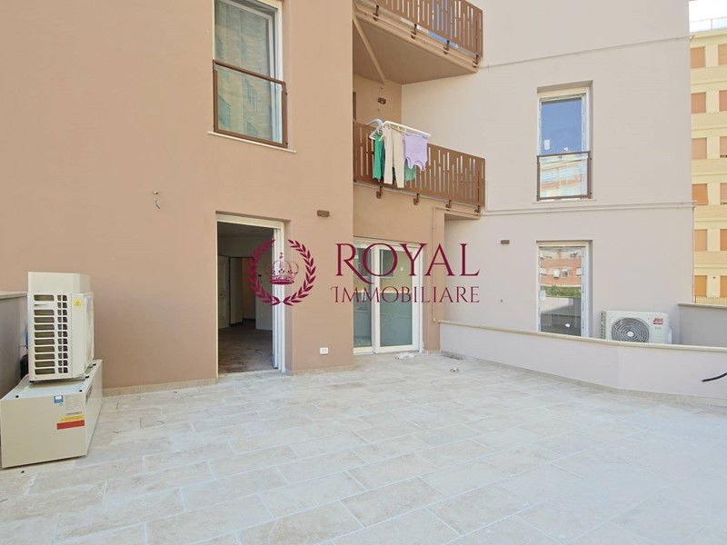 Trilocale in Vendita a Livorno, 315'000€, 90 m²