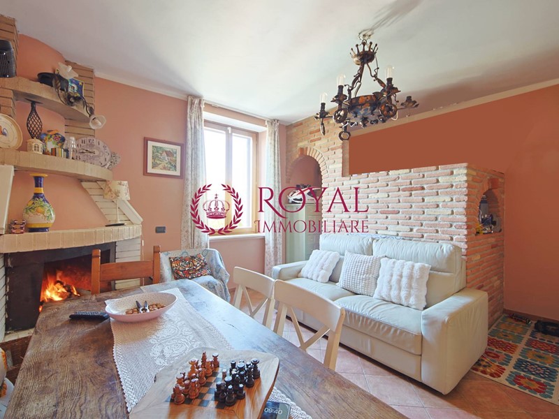 Quadrilocale in Vendita a Rosignano Marittimo, 255'000€, 90 m²