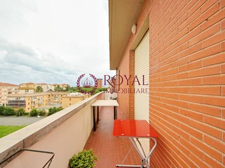 Trilocale in Vendita a Livorno, 265'000€, 100 m²