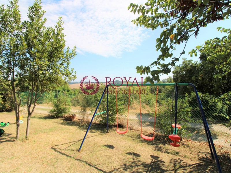 Quadrilocale in Vendita a Collesalvetti, 235'000&euro;, 140 m², con Box