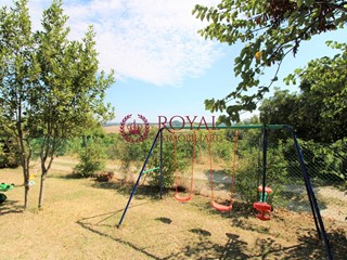 Quadrilocale in Vendita a Collesalvetti, 235'000&euro;, 140 m², con Box