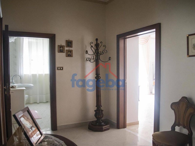 Trilocale in Vendita a Trani, 150'000&euro;, 120 m²