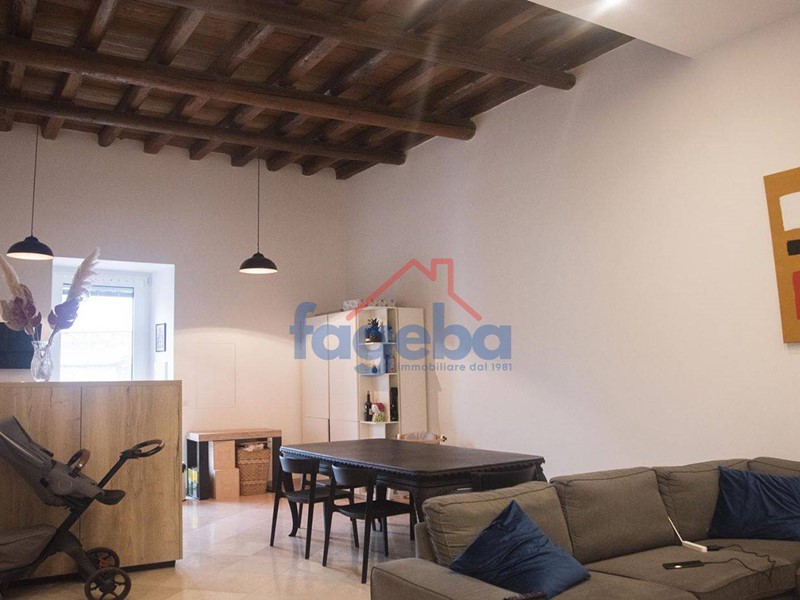 Quadrilocale in Vendita a Trani, 335'000&euro;, 150 m²