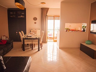 Quadrilocale in Vendita a Trani, 170'000€, 110 m²