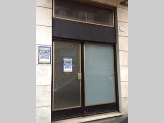 Ufficio in Affitto a Vercelli, 20 m²