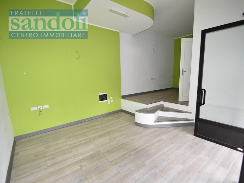 Ufficio in Vendita a Vercelli, 28'000&euro;, 30 m²