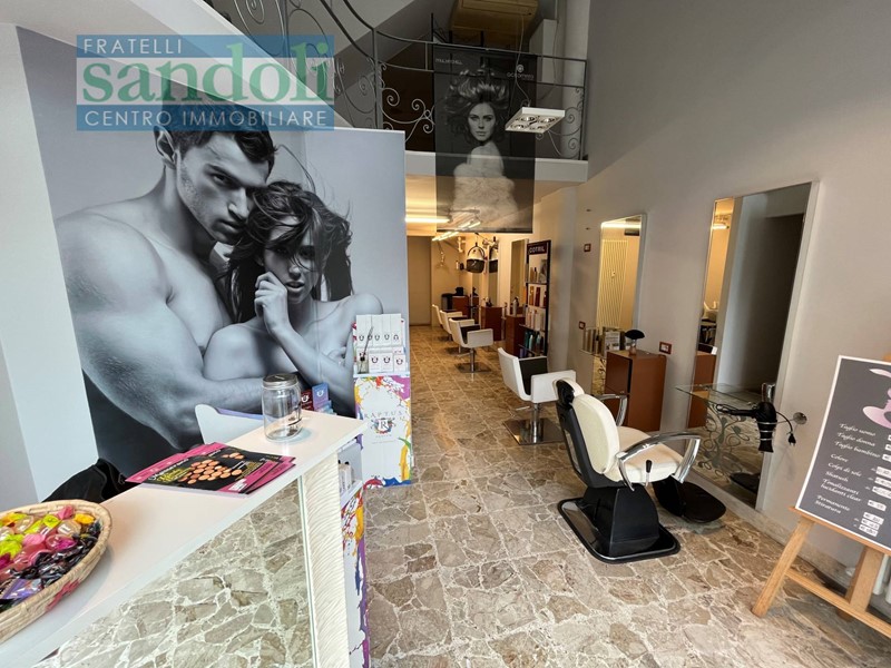 Attività commerciale in Vendita a Cossato, 20'000€, 70 m²